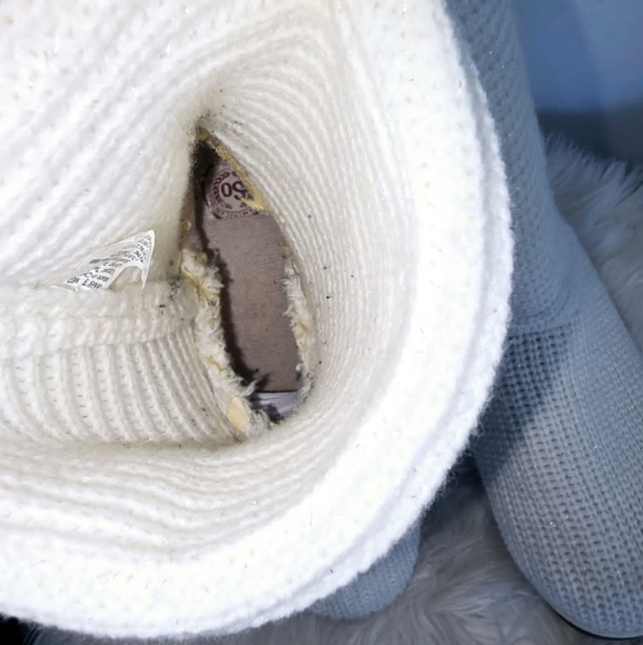 SO Foldover Sweater White Boots Size 9. 🌴 - Picture 6 of 10